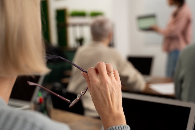 如何挑选合适的基础油